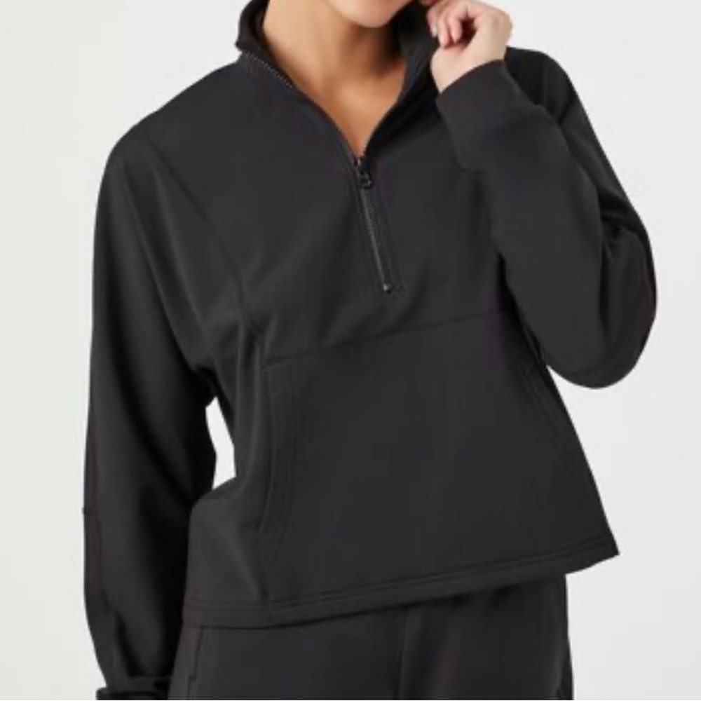 Forever 21 Black Boxy Active Half-Zip Funnel Neck Jacket Size XS